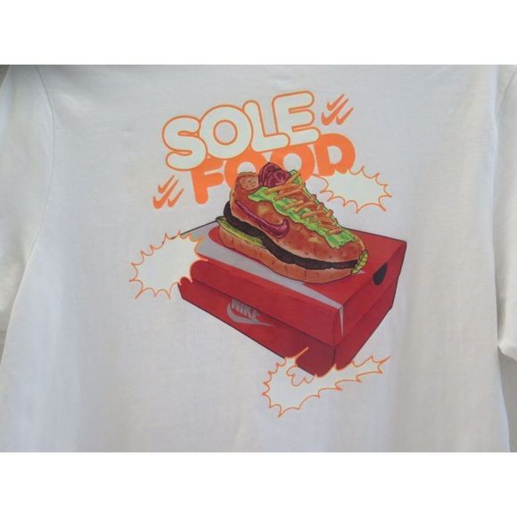Nike DN5177 100 Men's Sz L Sole Food Premium Graphic T-Shirt - Picture 4 of 6